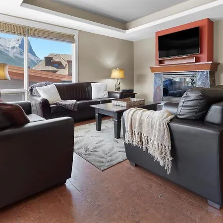 Sunset Ridge - Luxurious Corner Condo - Spectacular Mt Views With Open Pool! Canmore Exterior photo