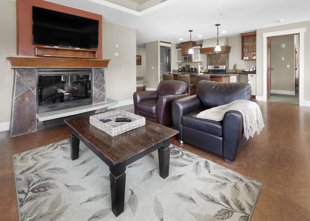 Sunset Ridge - Luxurious Corner - Spectacular Mt Views With Open Pool! Holiday home